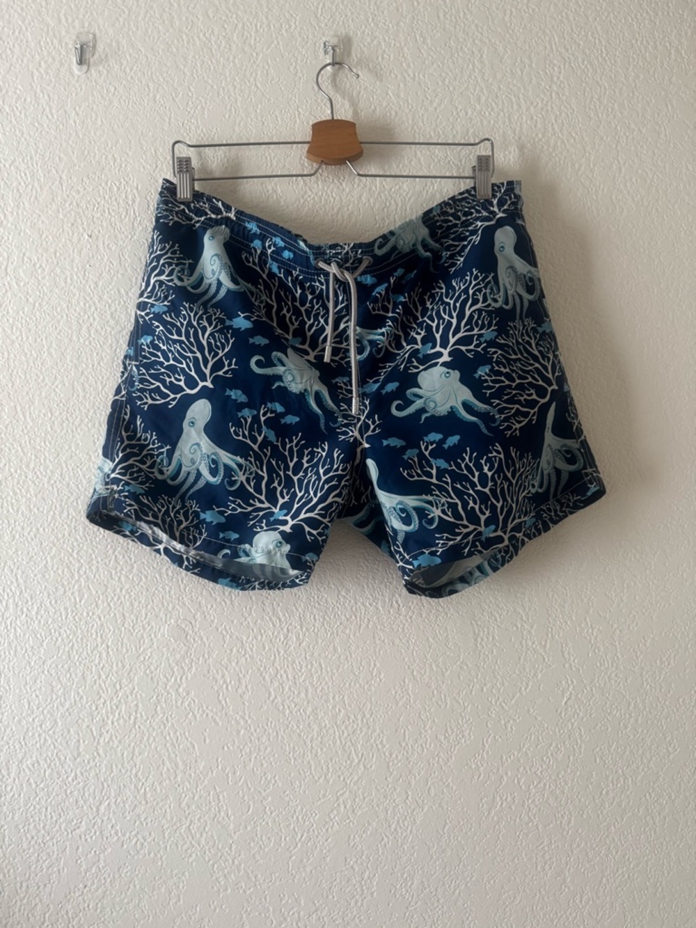 MC2 SAINT BARTH LIGHTWEIGHT FABRIC SWIM SHORTS Octopus Print